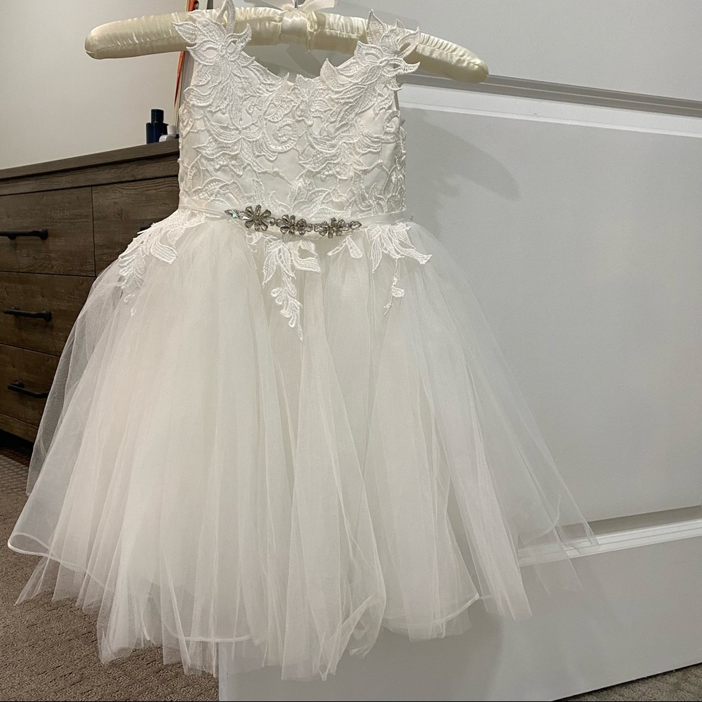 Ivory tulle Flower girl dress